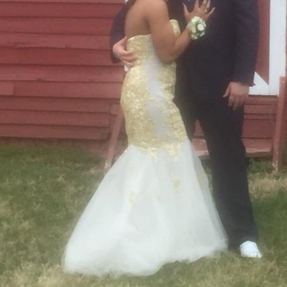 Special occasion dress - Picture 3 of 5